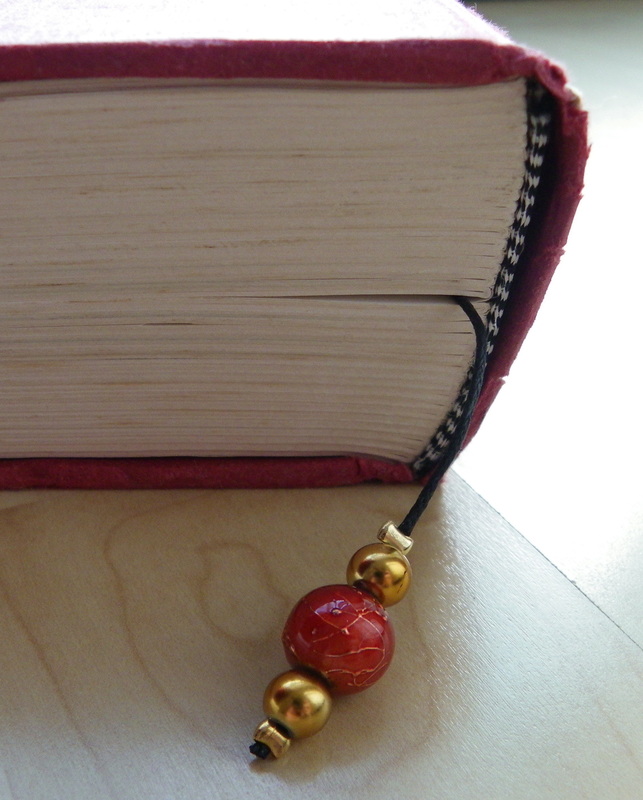 make a beaded bookmark - easy craft instructions
