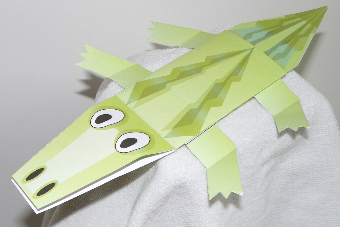 Free kids craft with template of komodo dragon lizard with snapping mouth and tongue the pokes out