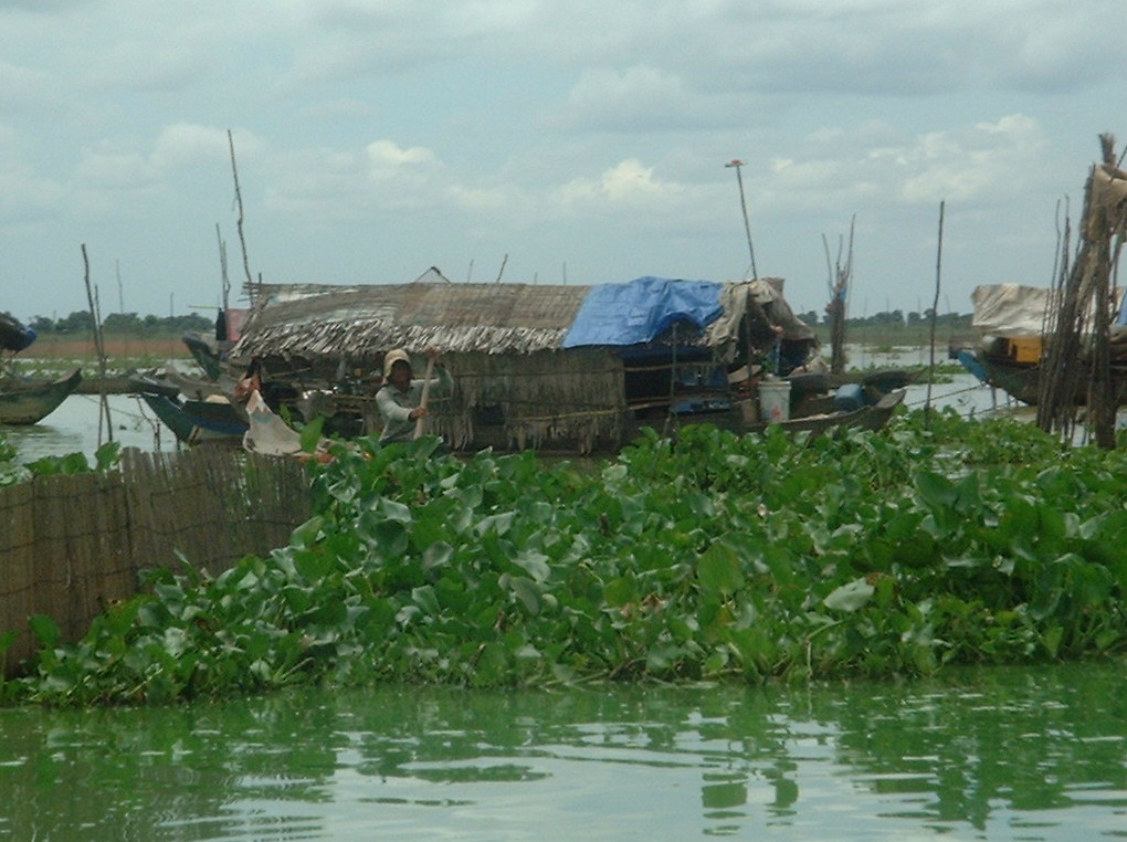 Boats on the Tonlé Sap Lake near Siem Reap in Cambodia