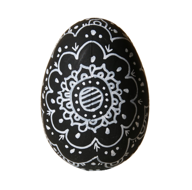 Doodle Eggs. Easy to make craft for kids and adults. Enjoy doodling your own designs onto eggs and make great Easter decorations. 