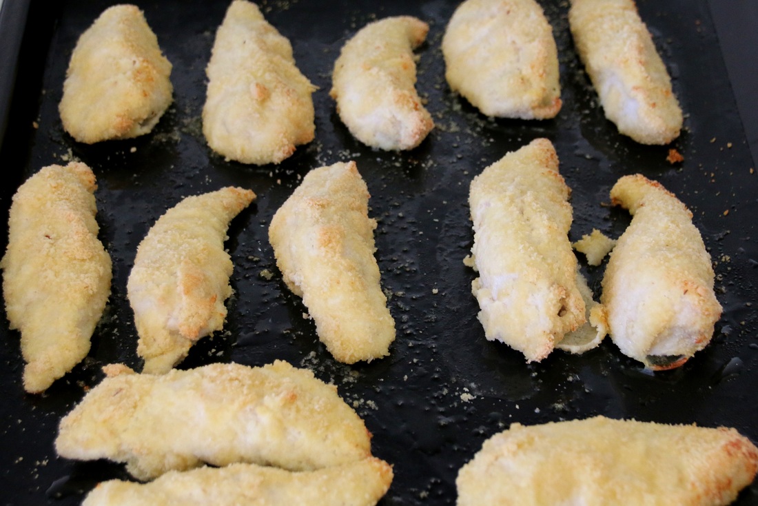 Low carb chicken fingers with printable recipe. Low carb, gluten free, dairy free, grain free, no added sugars, oven baked.